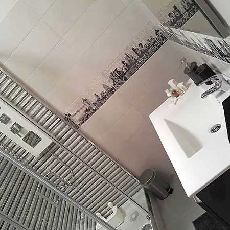 Bed & Breakfast Black-and-white Gallipoli