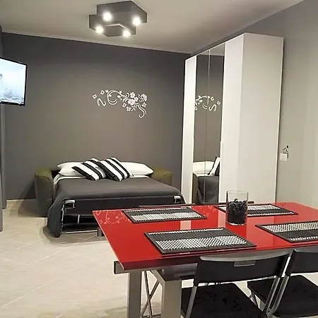 Black-and-white Bed & Breakfast
