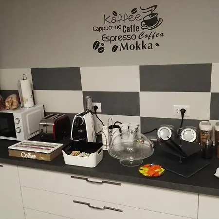 فندق مبيت وإفطار Black-and-white