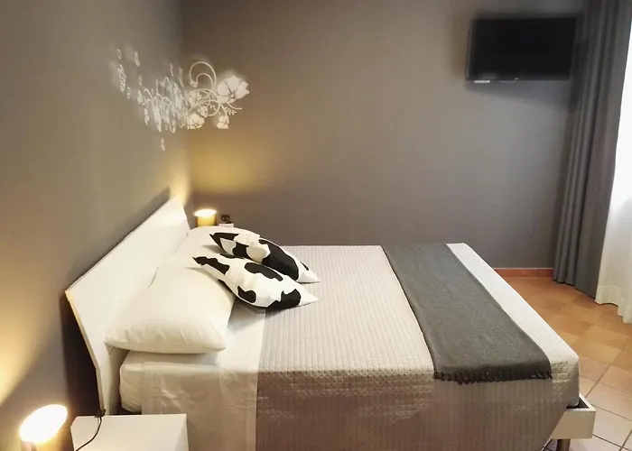 Black-and-white 4* Gallipolli